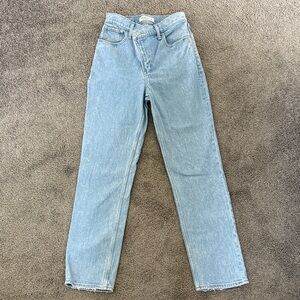 Abercrombie & Fitch 90’s Straight Ultra High Rise Jeans